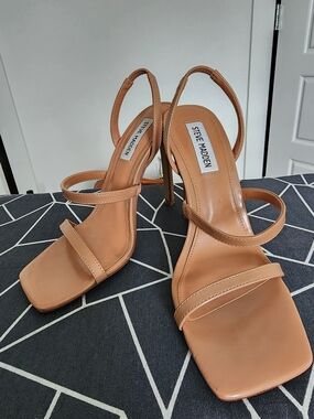 Steve Madden Tan Strappy Square-Toe High Heel Sandals